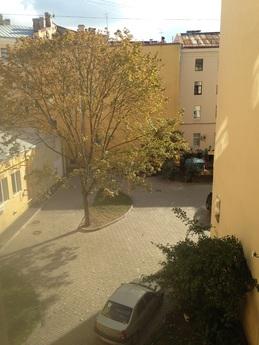 Modern studio apartment in the centre, Saint Petersburg - apartment by the day