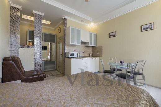 Modern studio apartment in the centre, Saint Petersburg - apartment by the day