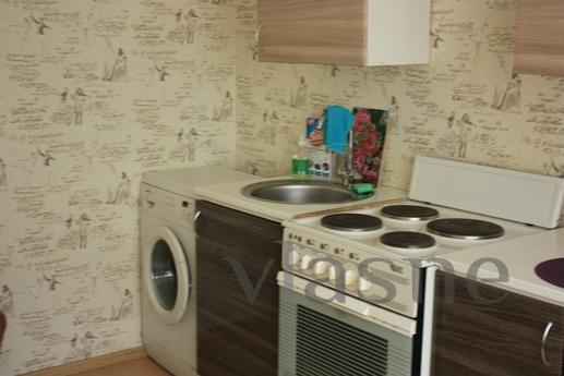 Apartment in the East micron, Tyumen - apartment by the day