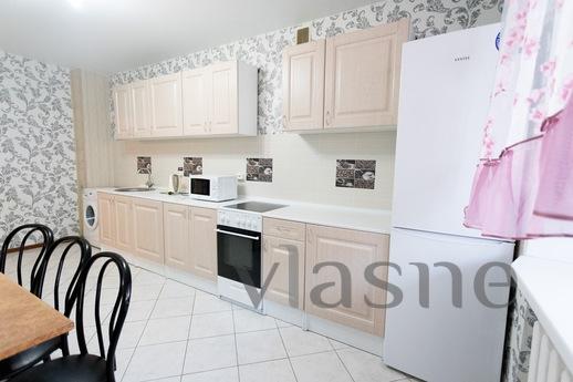 2-bedroom apartment in the first microra, Tyumen - apartment by the day