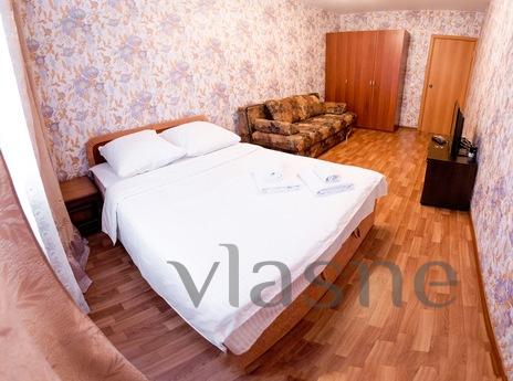 2-bedroom apartment in the first microra, Tyumen - apartment by the day