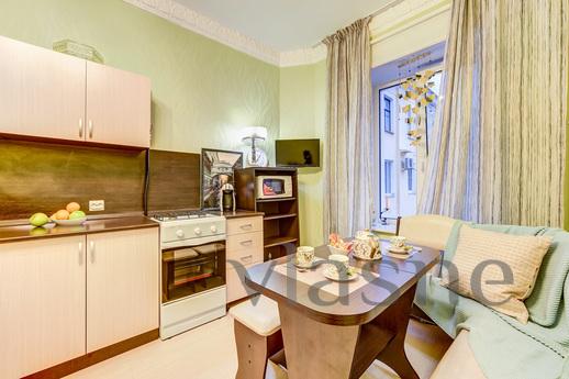 Apartments on Petrogradsk, Saint Petersburg - apartment by the day