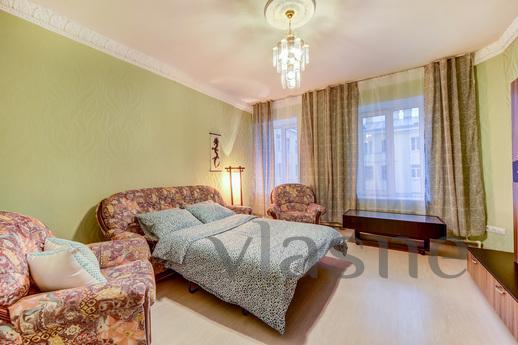 Apartments on Petrogradsk, Saint Petersburg - apartment by the day