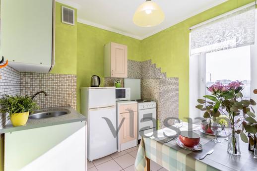 Apartments near Komendantsky Prospekt, Saint Petersburg - apartment by the day
