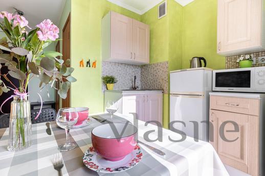 Apartments near Komendantsky Prospekt, Saint Petersburg - apartment by the day