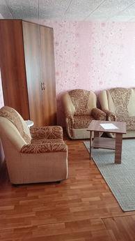 Studio apartment in the very center of B, Bratsk - apartment by the day