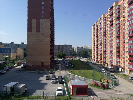 ECONOMY class new home near METRO Wi-fi, Novosibirsk - apartment by the day