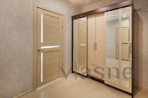 Luxurious apartment in a new house, Novosibirsk - apartment by the day