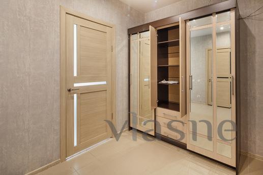 Luxurious apartment in a new house, Novosibirsk - apartment by the day