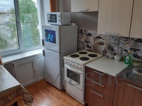 1-room apartment Mira 26, Zlatoust - apartment by the day