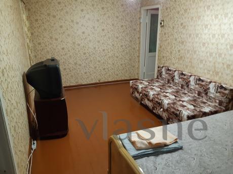 2-room apartment on Gagarina 1 line, Zlatoust - apartment by the day