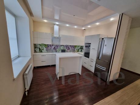 5-room apartment in a guest house, Zlatoust - apartment by the day