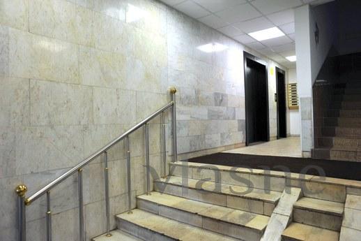 Daily rent 1 Shipilovsky passage d.39 / , Moscow - apartment by the day