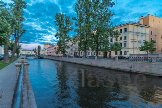 St. Petersburg, Canal Griboed, Saint Petersburg - apartment by the day