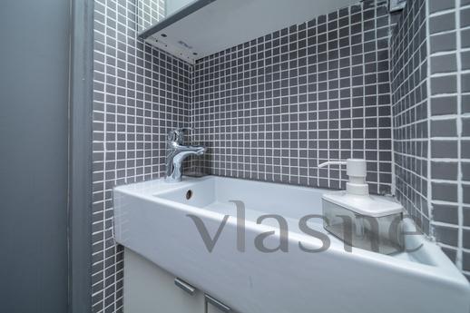 St. Petersburg, Canal Griboed, Saint Petersburg - apartment by the day