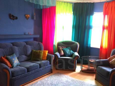Daily Zheleznodorozhnaya street, 14, Novosibirsk - apartment by the day