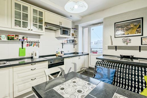 PERSONAL APARTMENT IN 150 METERS FROM METRO Ave. Enlightenme