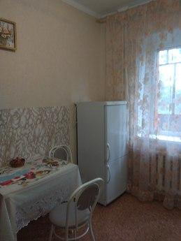2 bedroom apartment for rent, Surgut - apartment by the day