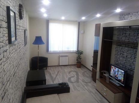 apartment in the city center, sports com, Berdsk - apartment by the day