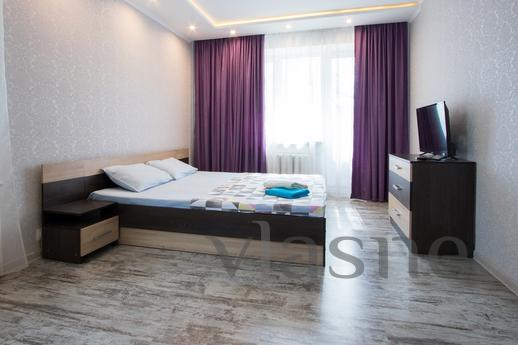 A cozy, bright one-bedroom apartment within walking distance