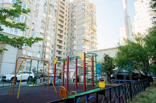 Spacious three bed apartment, Rostov-on-Don - apartment by the day