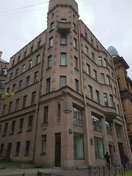 European level hostel, Saint Petersburg - apartment by the day