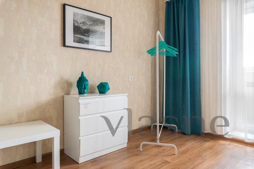 M.PIONERSKAYA, KOLOMYAZHSKY AVENUE, 34,, Saint Petersburg - apartment by the day