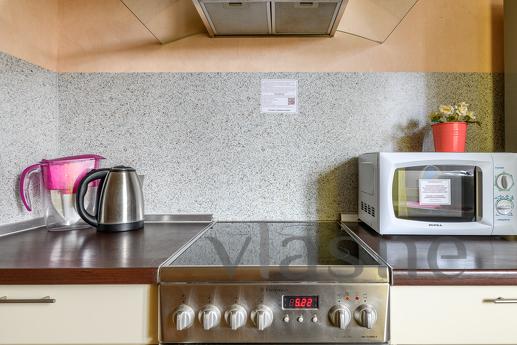 M.PIONERSKAYA, KOLOMYAZHSKY AVENUE, 34,, Saint Petersburg - apartment by the day