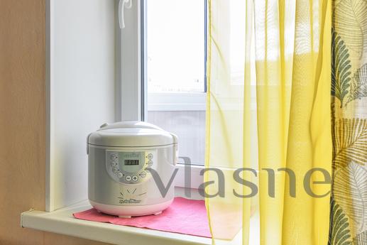 M.PIONERSKAYA, KOLOMYAZHSKY AVENUE, 34,, Saint Petersburg - apartment by the day