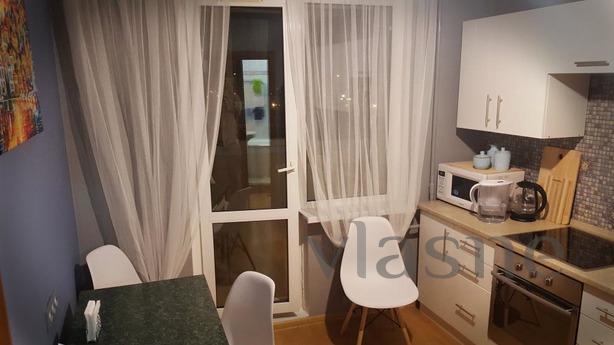 FOR RENT, 1-BEDROOM NEXT TO STUDENTS METRO. Novosibirsk, st.