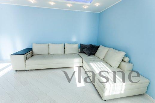 2 kV Mikhailovsky Market, Tyumen - apartment by the day