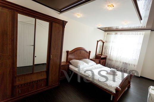 2 kV Mikhailovsky Market, Tyumen - apartment by the day