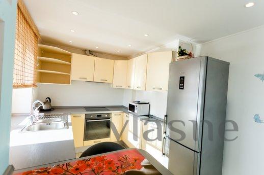 2 kV Mikhailovsky Market, Tyumen - apartment by the day