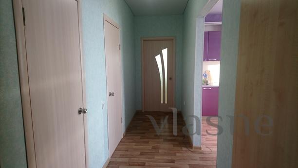 2 square district shopping center Crysta, Tyumen - apartment by the day