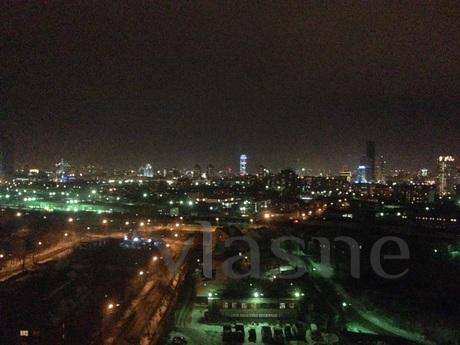 Apartment at the fourth vegetable base!, Yekaterinburg - apartment by the day
