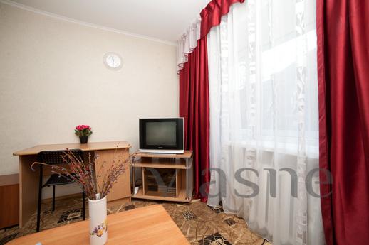 The apartment is at the railway station!, Yekaterinburg - apartment by the day