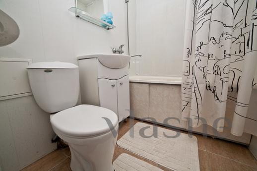 The apartment is at the railway station!, Yekaterinburg - apartment by the day