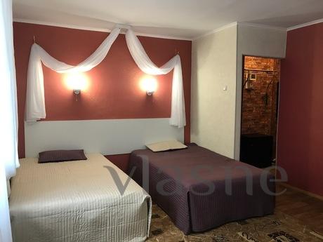 The apartment is at the railway station!, Yekaterinburg - apartment by the day