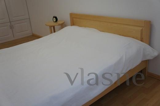 2 bedroom apartment, Irkutsk - apartment by the day