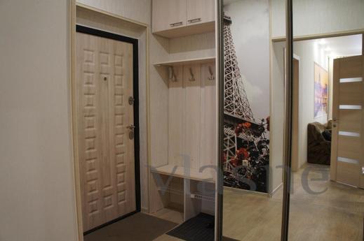 2 bedroom apartment, Irkutsk - apartment by the day