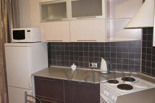 2 bedroom apartment, Irkutsk - apartment by the day