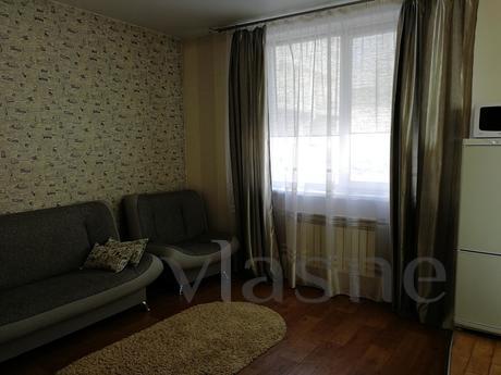 2 bedroom apartment, Irkutsk - apartment by the day