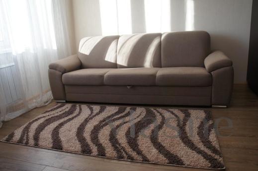 2 bedroom apartment, Irkutsk - apartment by the day