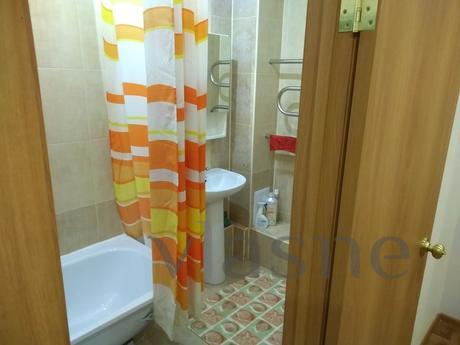 2 bedroom apartment, Irkutsk - apartment by the day
