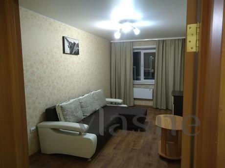 2 bedroom apartment, Irkutsk - apartment by the day