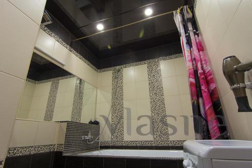 2 bedroom apartment, Irkutsk - apartment by the day