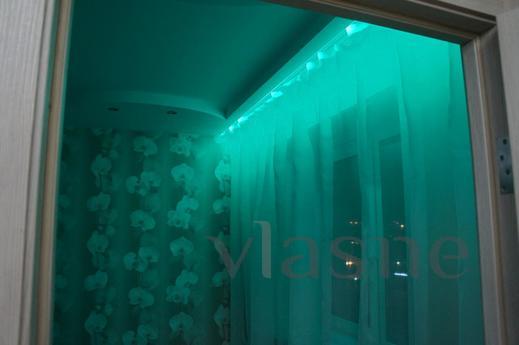 2 bedroom apartment, Irkutsk - apartment by the day