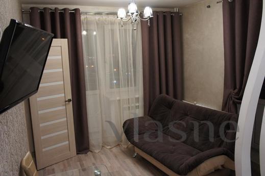 2 bedroom apartment, Irkutsk - apartment by the day
