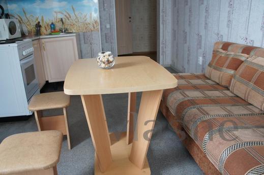2 bedroom apartment, Irkutsk - apartment by the day