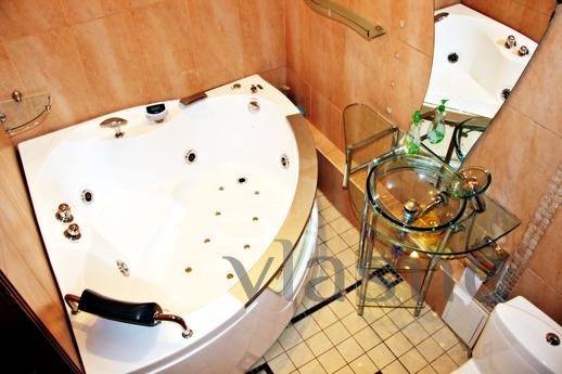 One bedroom apartment on Lomonosov One bedroom apartment on Lomonosov, Saratov - apartment by the day